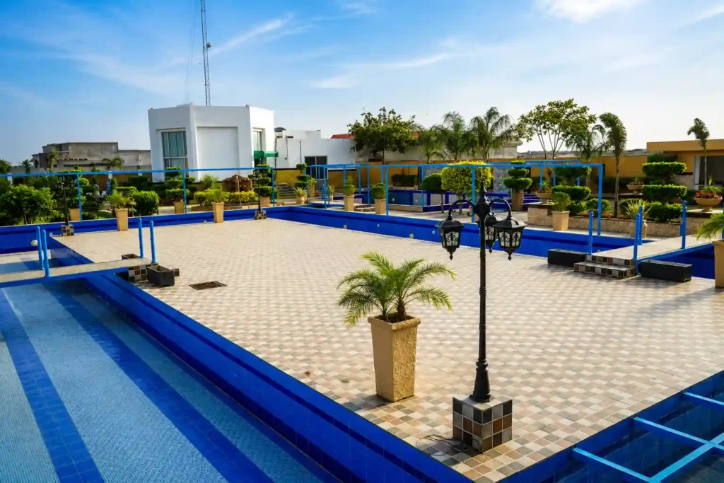 Pool 1